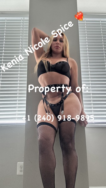 KenniaNicole