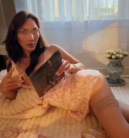 LoveSpell_Zoey